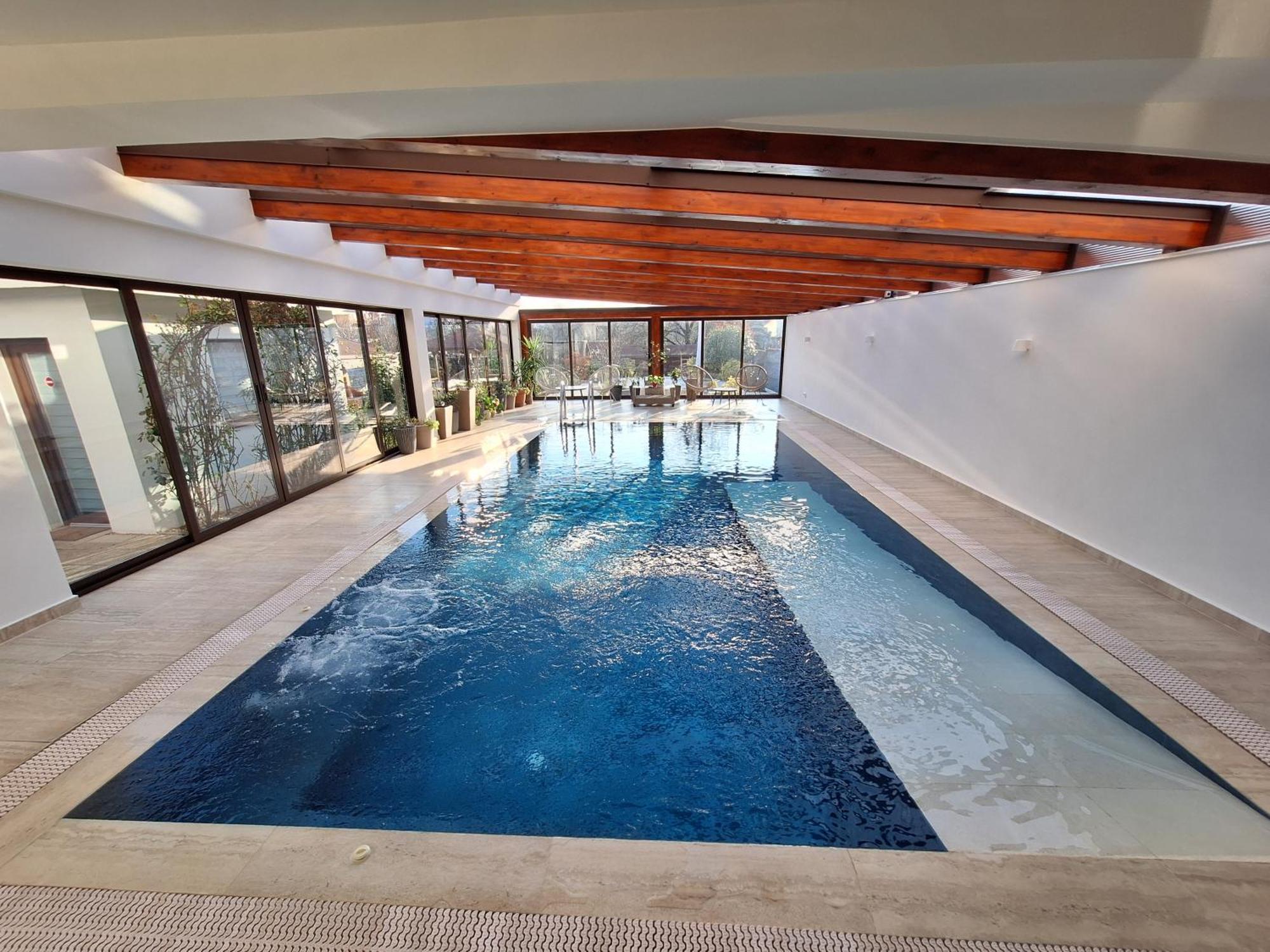 Trend Bed & Breakfast Arad Exterior photo